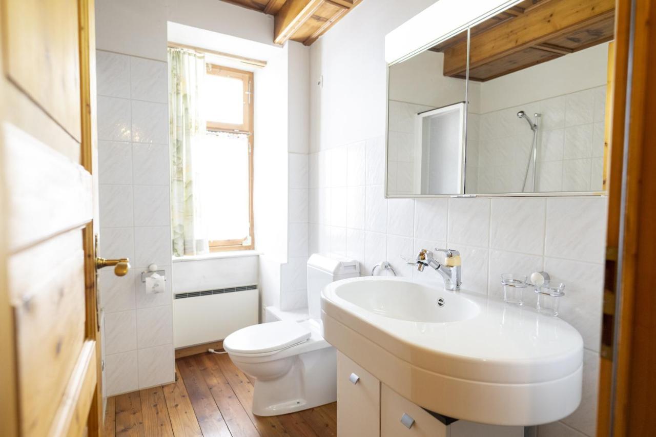 Holiday home Chasa Broel Mitten In *